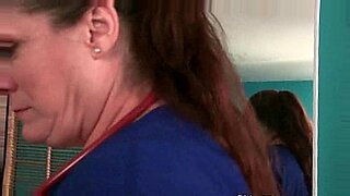 convinces hot ass lindsay to go all the way for a money