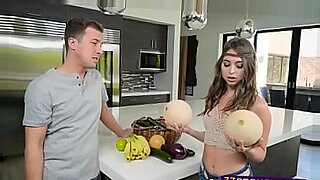 newcutecouple from chaturbate in their backyard
