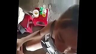 iyot sa internet cafe