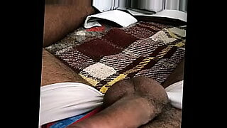 en la combi una flaquita3