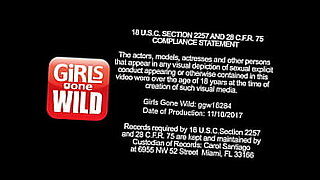 maria ozawa masturbating in blue bikini