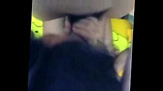 pau duro em publico