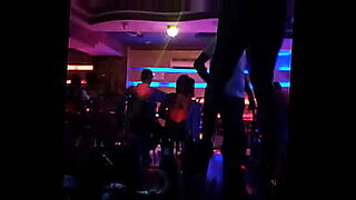 lelu love webcam topless poledancing booty twerking