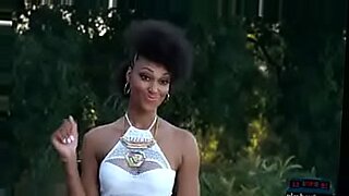 a mom get sex with the bf of her girl