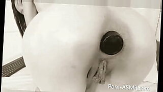 brunei pussy loosen by big oral