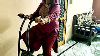 indian small boy with mom
