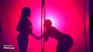 obedient bountiful beckies with sustaining piss holes do some lesbian licking