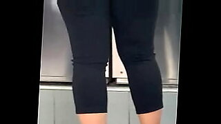 nipple slip in public place