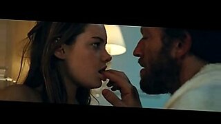 porn giantess v