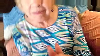 granny norma gets licked by pretty tess