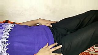 pregnet aunty