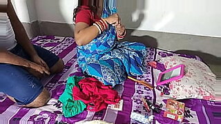 big boobs aunt lesbi