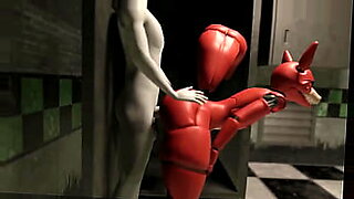 roxy reynolds at her new job