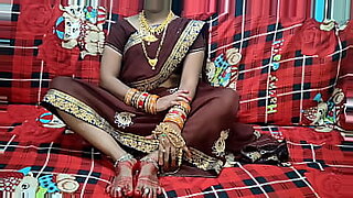 telungu b grade desi saree removing