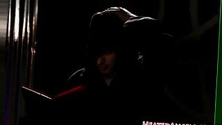 cw lagi cukur bulu memek