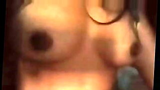 viral anak tante baju merah