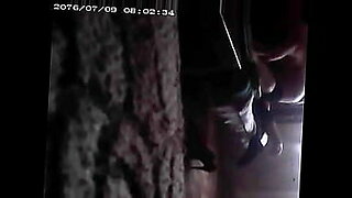 masturbating latina gets to be pussy licked well
