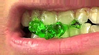 drinking gilr with sex
