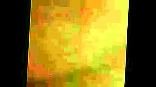 her wet pussy squirts during toy sex