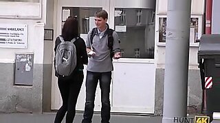 ebony amature fucks while on the phone with boyfriend