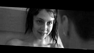 bro sis sex in home alone