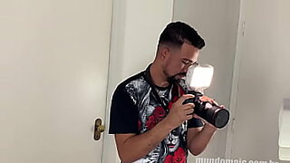 ebony amature fucks while on the phone with boyfriend