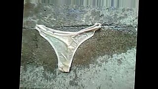 mom and son fuck and remove condom