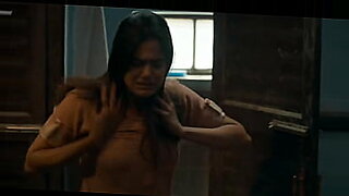 mom seducing husband friend without panty