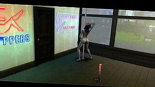 fancy oil rubbing massage session of rachel roxxx exposing her bald pussy to the masseur