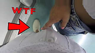 horny pussy licking hunk tugs his hard cock on the couch