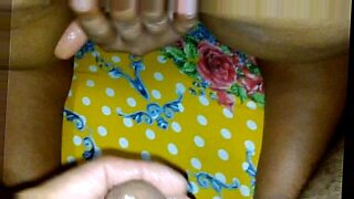mujeres negras con aretes en la vajina