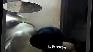 male female gloryhole cum eating