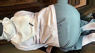 mahasiswi hijab pipis