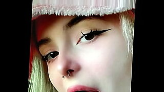 reina has hairy crack licked and filled with sperm
