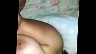 pinay nilabasan chubby