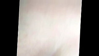 2 yang men 1 girls sex