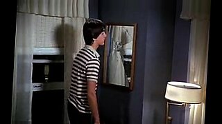 amateur brunette wife honesty masturbates on the couch hq mp