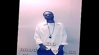 black whore gets pussylicked by her stepdaddy