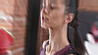 curvy milf stepsister ride thin boy