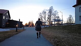slut daughter fucking bf talking to dad on the phone