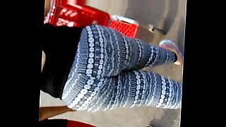 me follo la novia de mi amigo en leggins