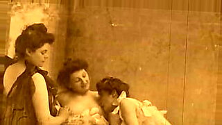 glamorous wam ladies having wet and messy fun