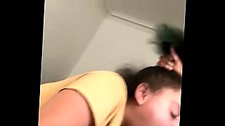 trio bisexual padre hijo y una mujer