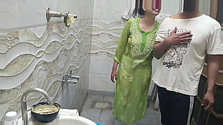 nabalik ki seal todti hui sexy videos