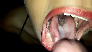 dejame tu leche adentro de mi vagina papi