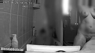 abg ml depan webcam