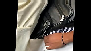 ketahuan colmek sama kakak