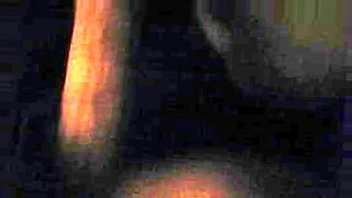 Xnn-redhead