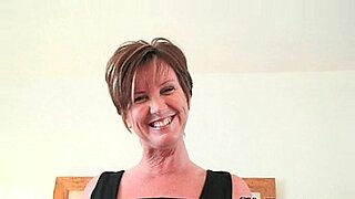 mom fucking in front of son