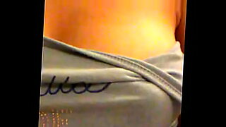 yelena cruz plays on the cam